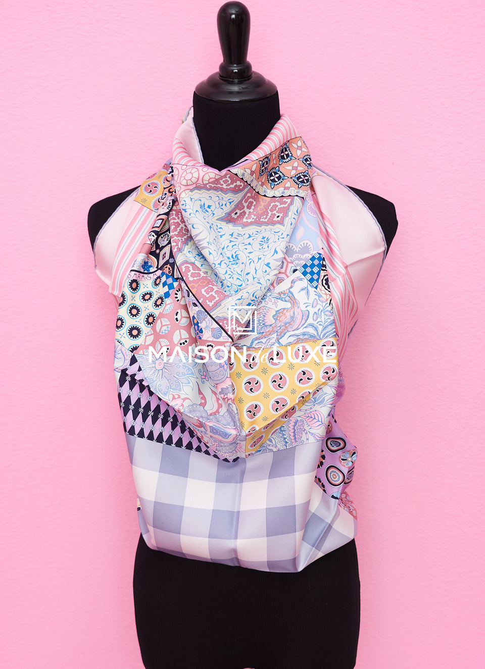 Hermes "L'Art du Sarasa" Pink Twill Silk 90 cm Scarf