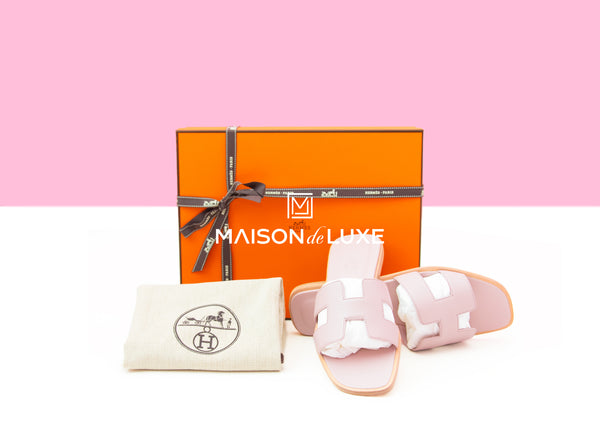 【sonoさま専用】HERMES ミュール　38サイズ Hermes Women's Rose Porcelaine Pink Oran Sandal 38 Shoes