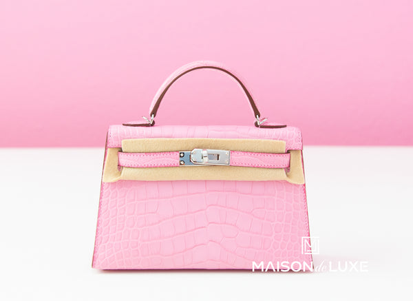 Hermes 5P Bubblegum Pink Crocodile Alligator Kelly 25 Bag Pochette Clutch –  MAISON de LUXE