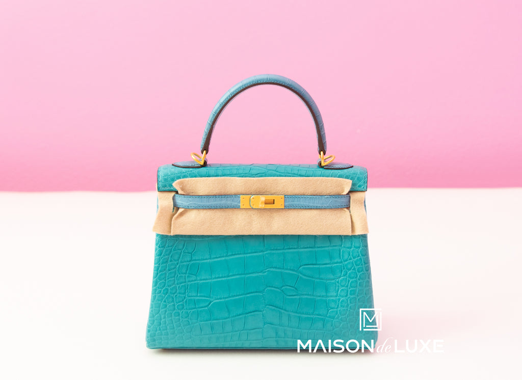 Hermes Blue Paon & Bleu Saint CYR HSS Crocodile Kelly 25 Handbag
