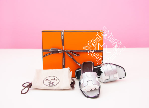 Hermes Womens Silver Oran Sandal Slipper 36 Shoes Flats