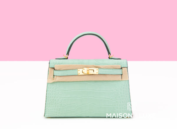 Hermès Mini Kelly 20 Vert d'eau Alligator Mississipiensis Matt With Gold  Hardware - AG Concierge Fzco