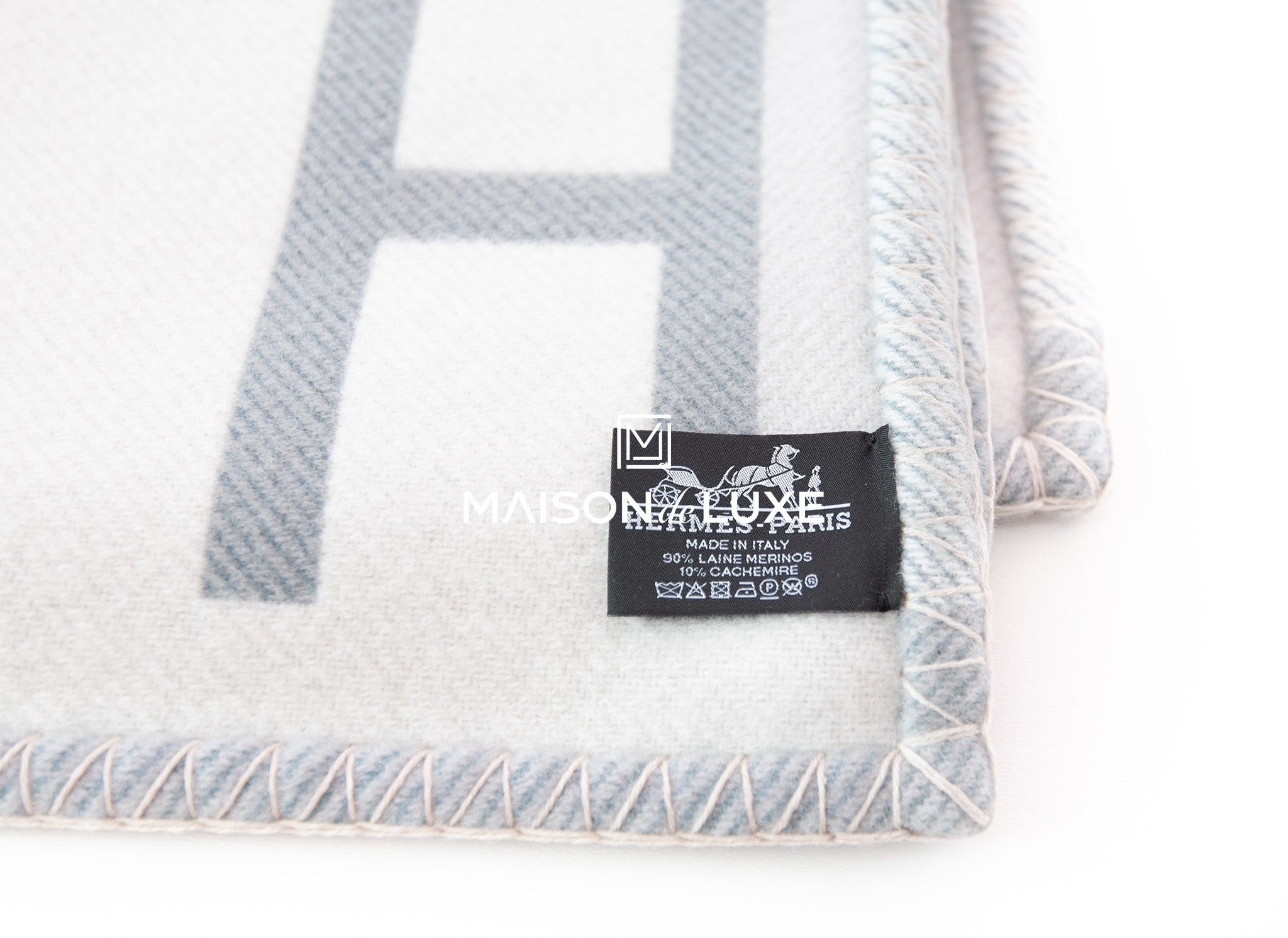 Hermes Gris Perle Cashmere Ithaque Blanket Throw – MAISON de LUXE