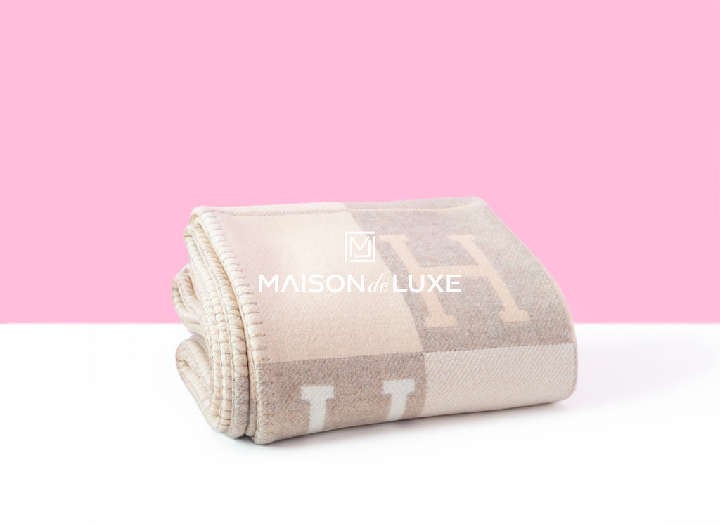 Hermes Camomille Beige Cashmere Avalon III Blanket
