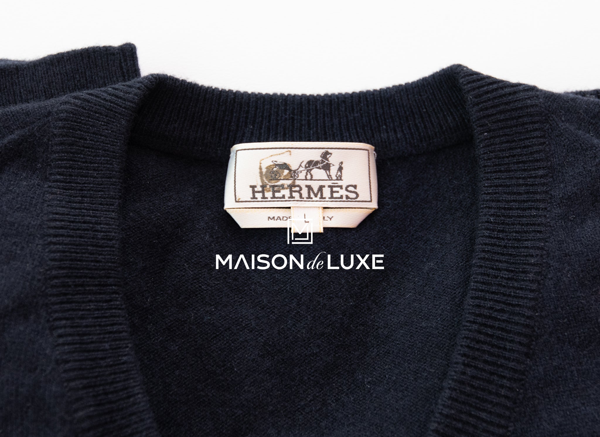 Hermes Blue Marine V-Neck Cashmere Sweater L – MAISON de LUXE