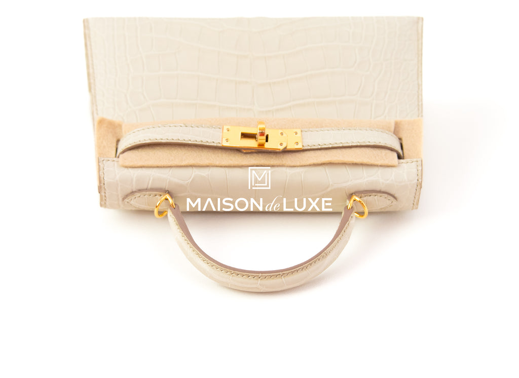 Hermes Kelly Bag €3500 (rpp €8000) – Maison Vivienne