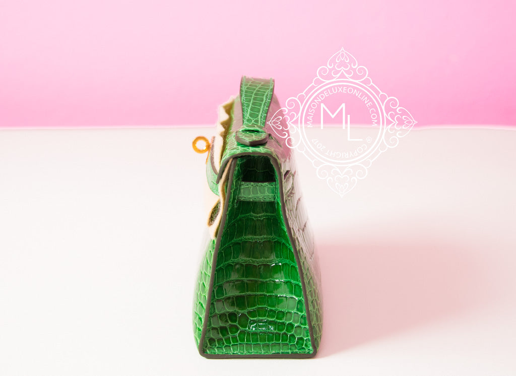 Hermes Vert Emeraude GHW Crocodile Mini Kelly Pochette Clutch - MAISON de  LUXE