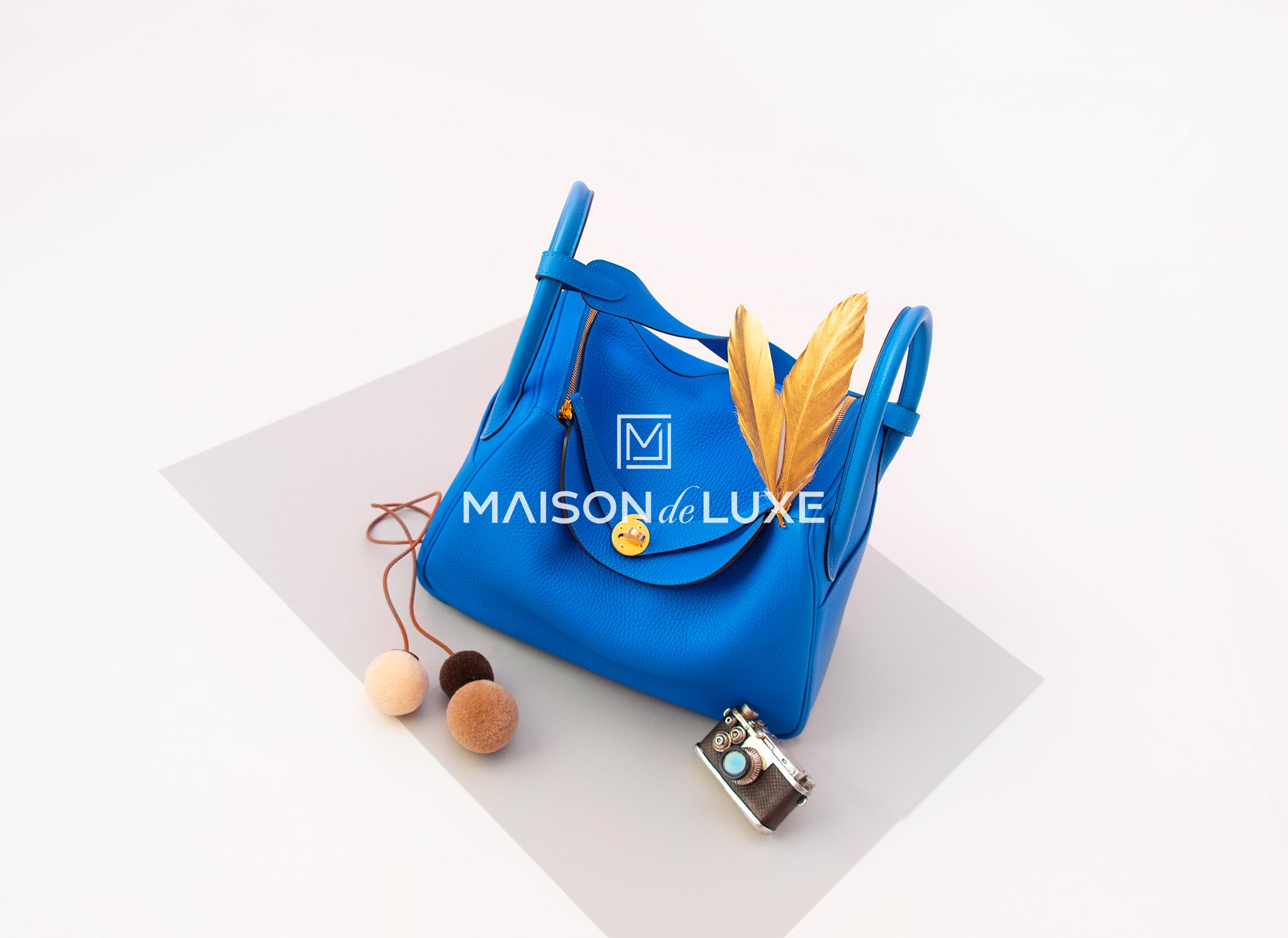 Hermes Blue Hydra Clemence Lindy 30 Handbag - MAISON de LUXE