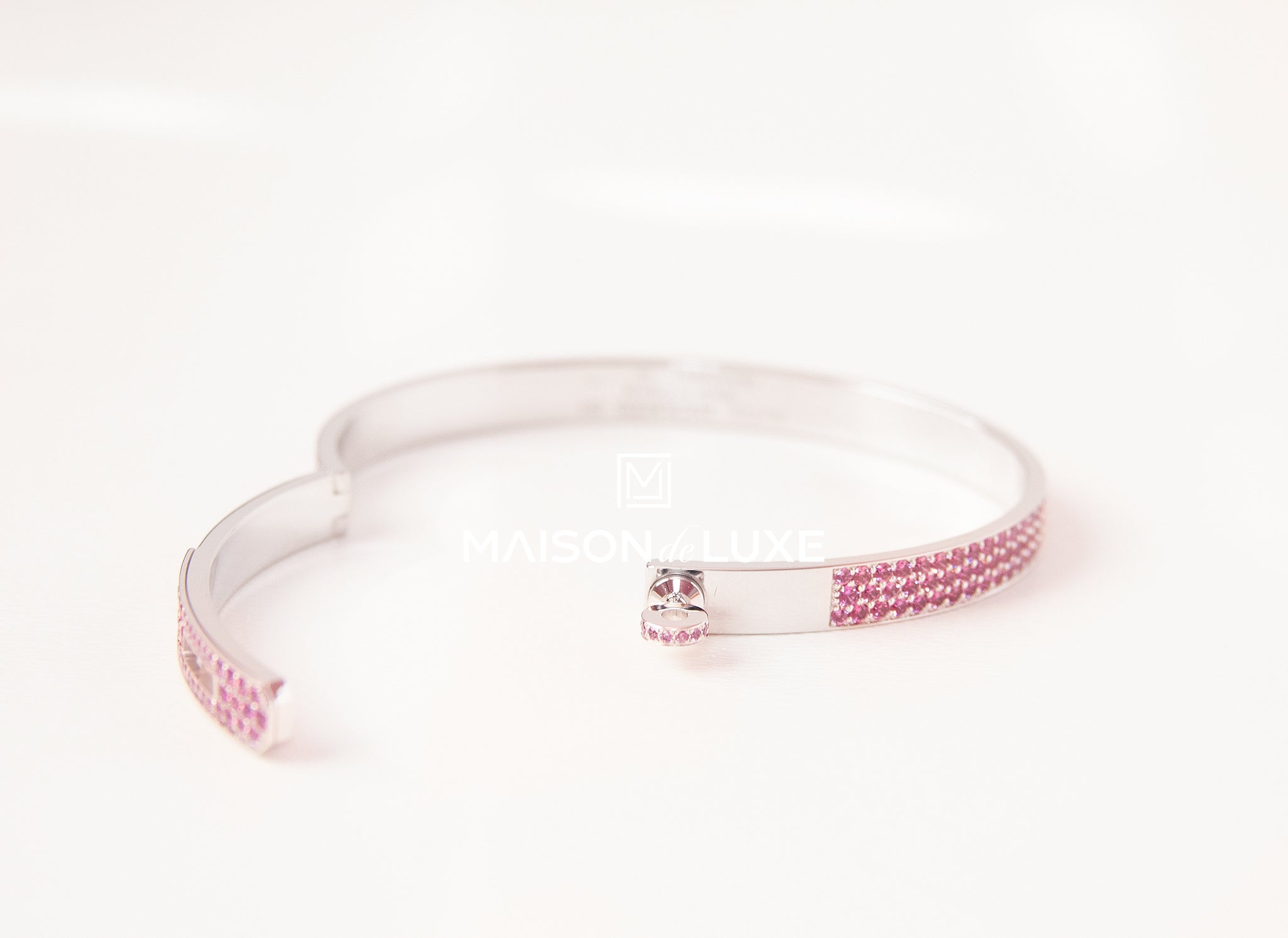 Hermes White Gold Pave Pink Rhodolite Kelly Bracelet SH – MAISON