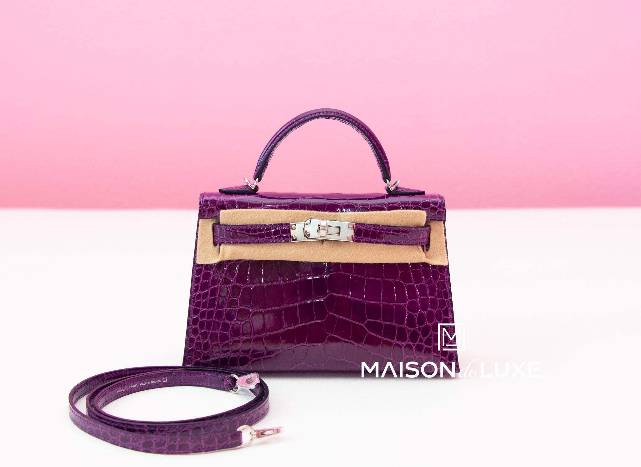 Hermes Cassis Purple N5 Crocodile Alligator Kelly 25 Bag Pochette