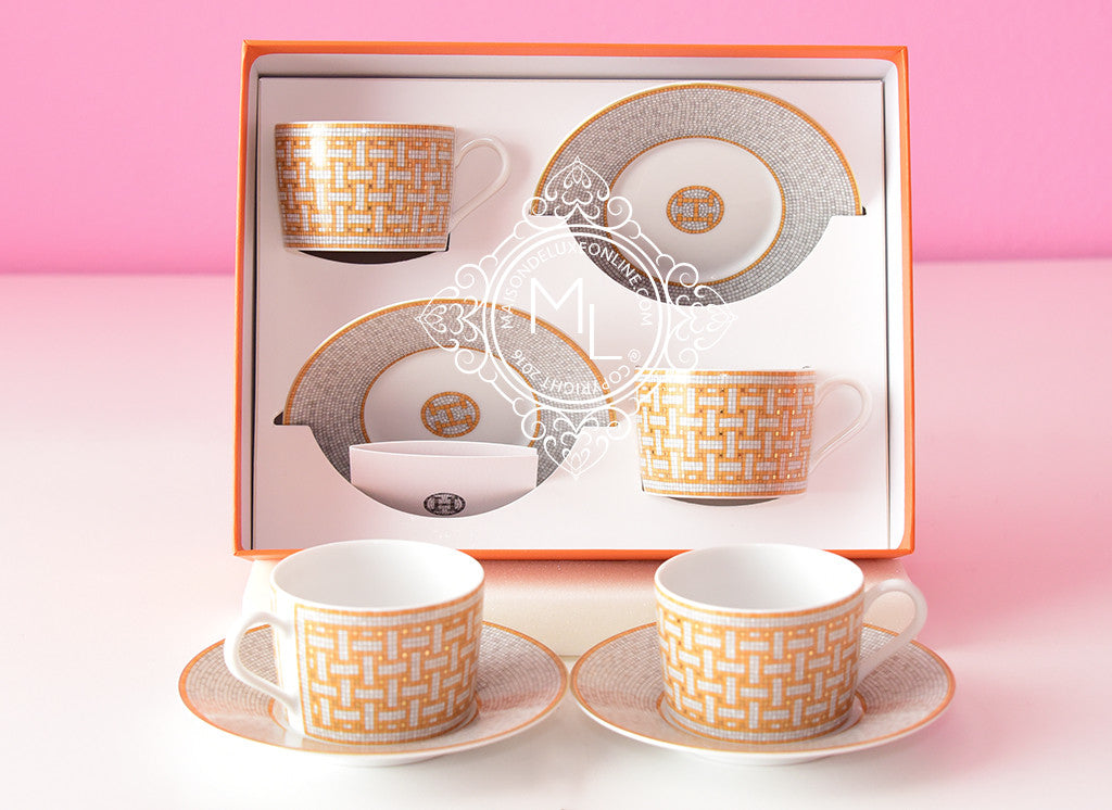 Hermes Classic Mosaique Au 24 Gold set of 2 Teacup & Saucer - New - MAISON de LUXE - 1