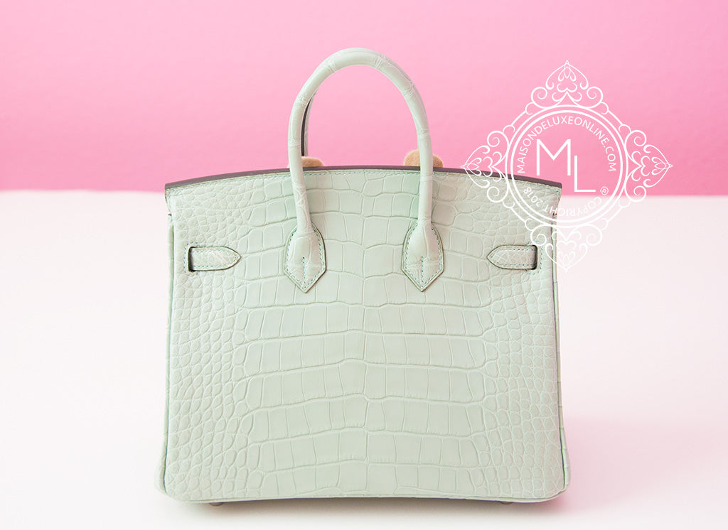 Hermes Green Vert d'eau Crocodile Birkin 25 Handbag - MAISON de LUXE