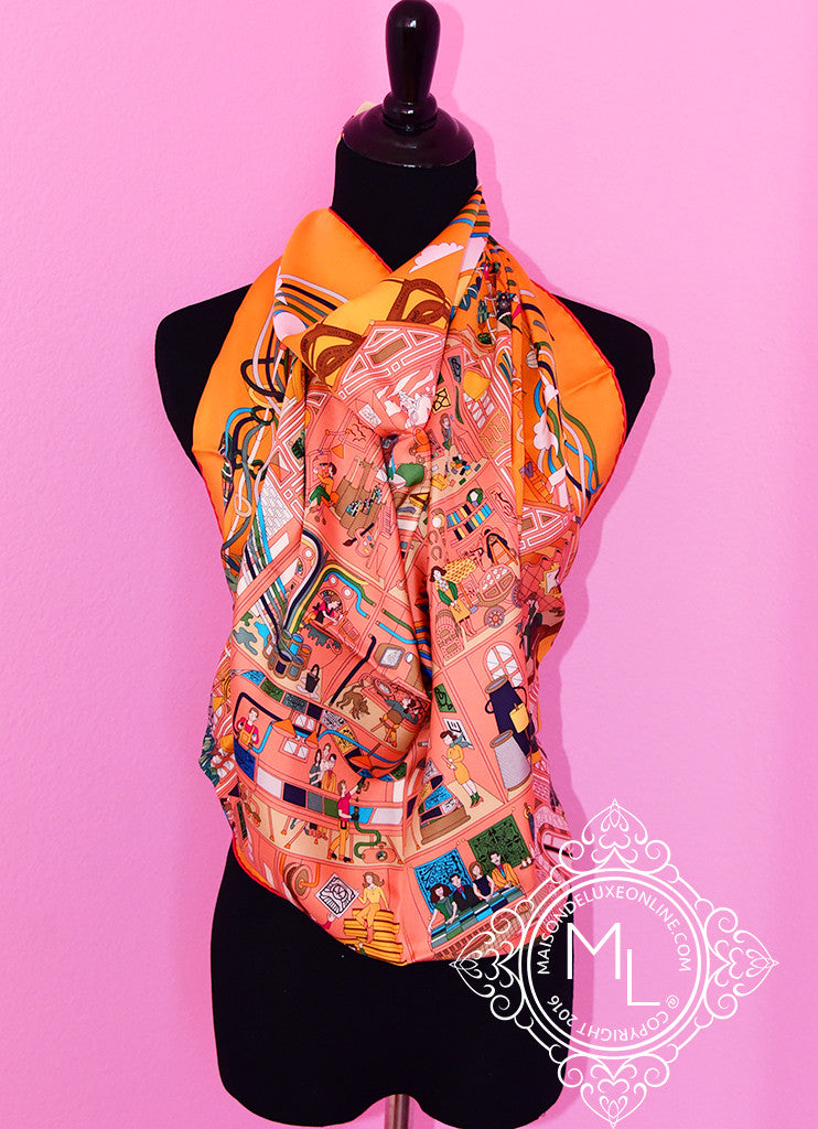 HERMES La Maison Des Carres Silk Scarf