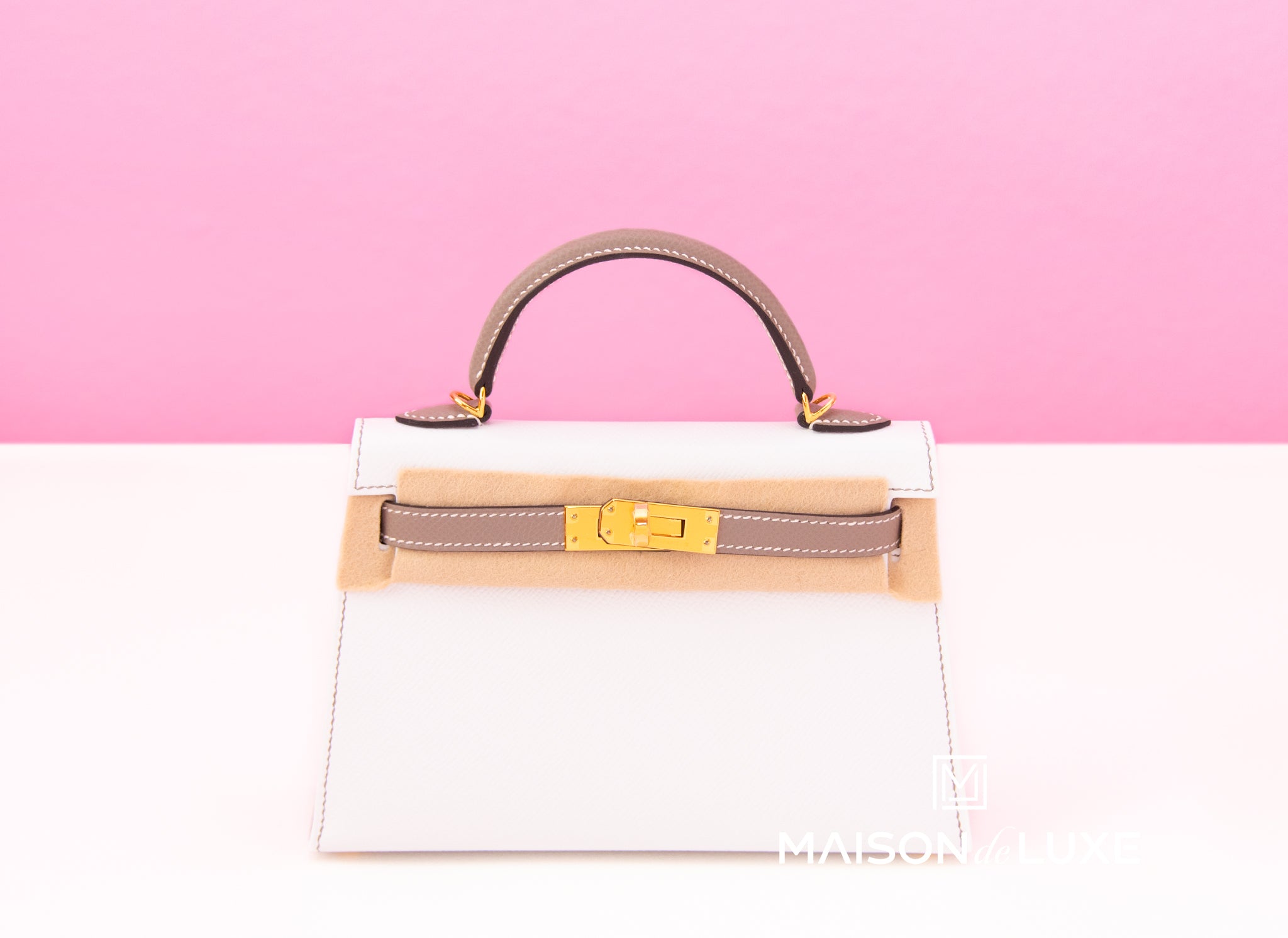 Hermes Blanc (White) & Gris Asphalt Mini Kelly II 20 cm Bag Pochette Clutch