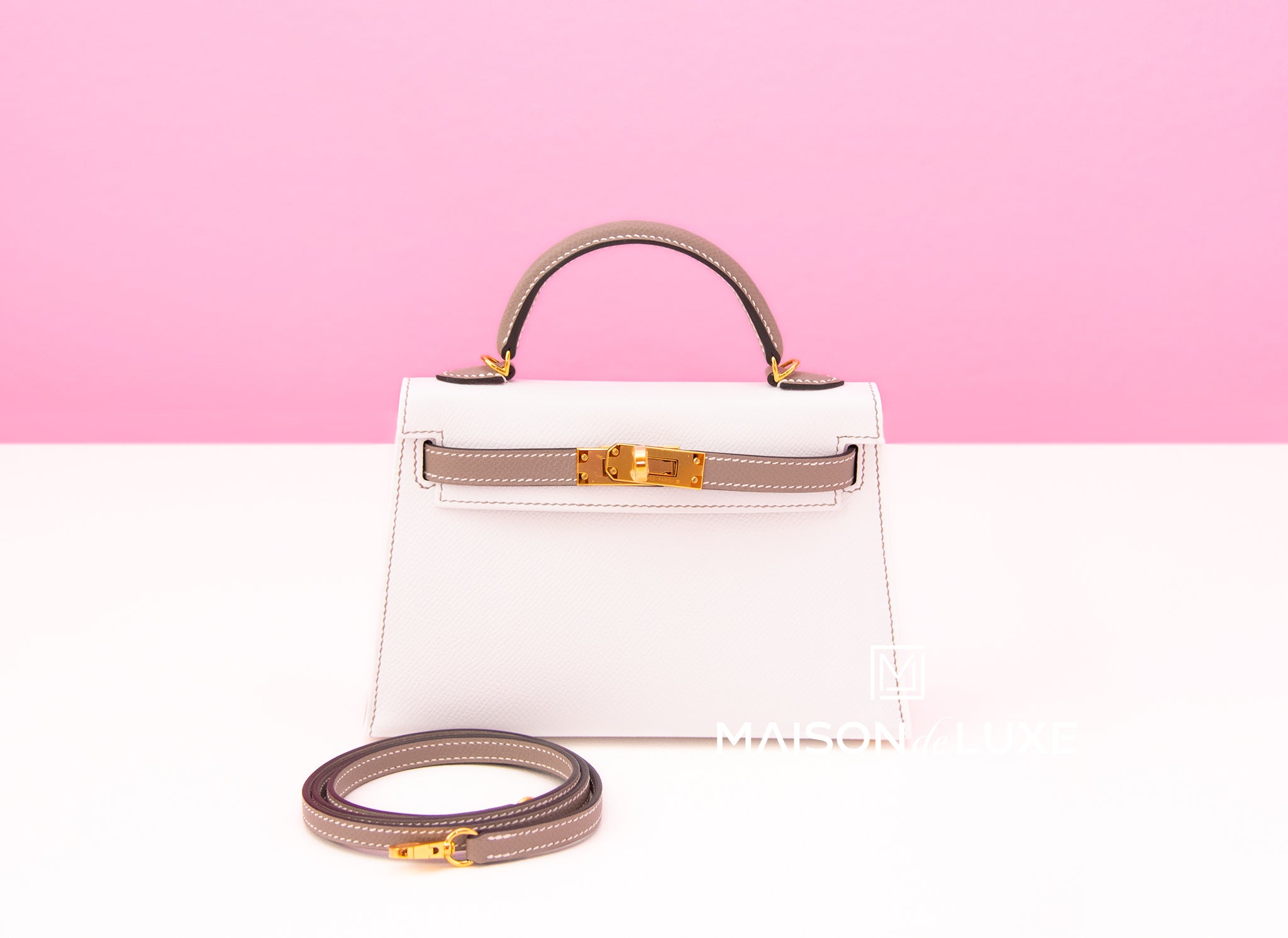 Hermes Blanc (White) & Gris Asphalt Mini Kelly II 20 cm Bag Pochette Clutch