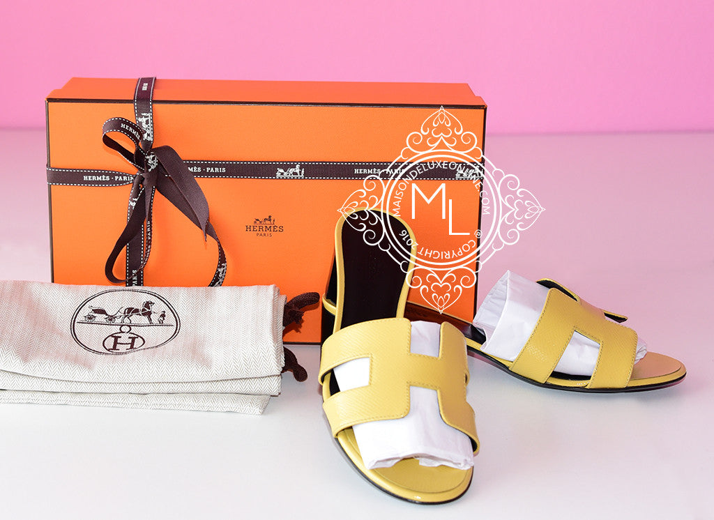 Hermes Womens Jaune Poussi Oasis Patent Sandal Slipper 36.5 Shoes - New - MAISON de LUXE - 1