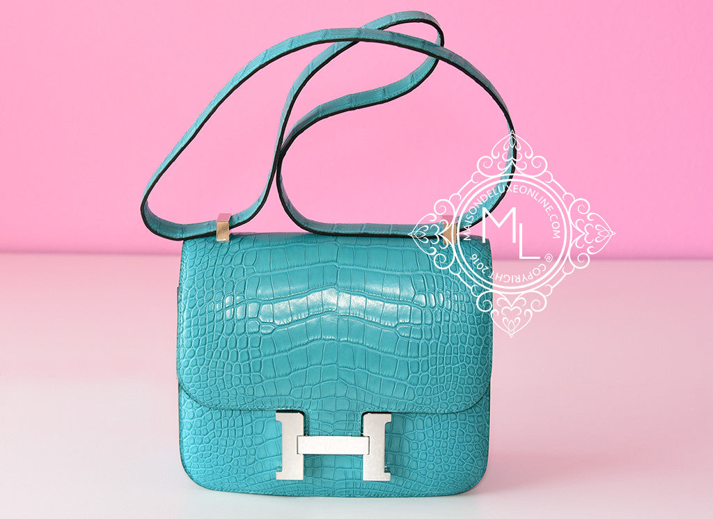 Hermes Blue Paon Lagon Crocodile Constance MM 24 25 Bag – MAISON