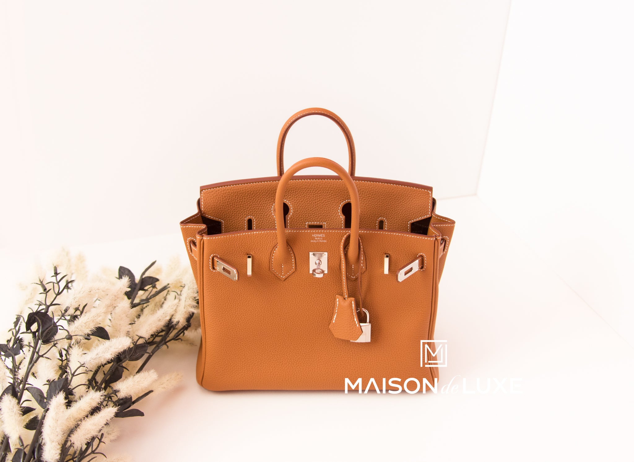 Hermes Gold Brown Togo Birkin 25 Gold Hardware Handbag Bag Tote