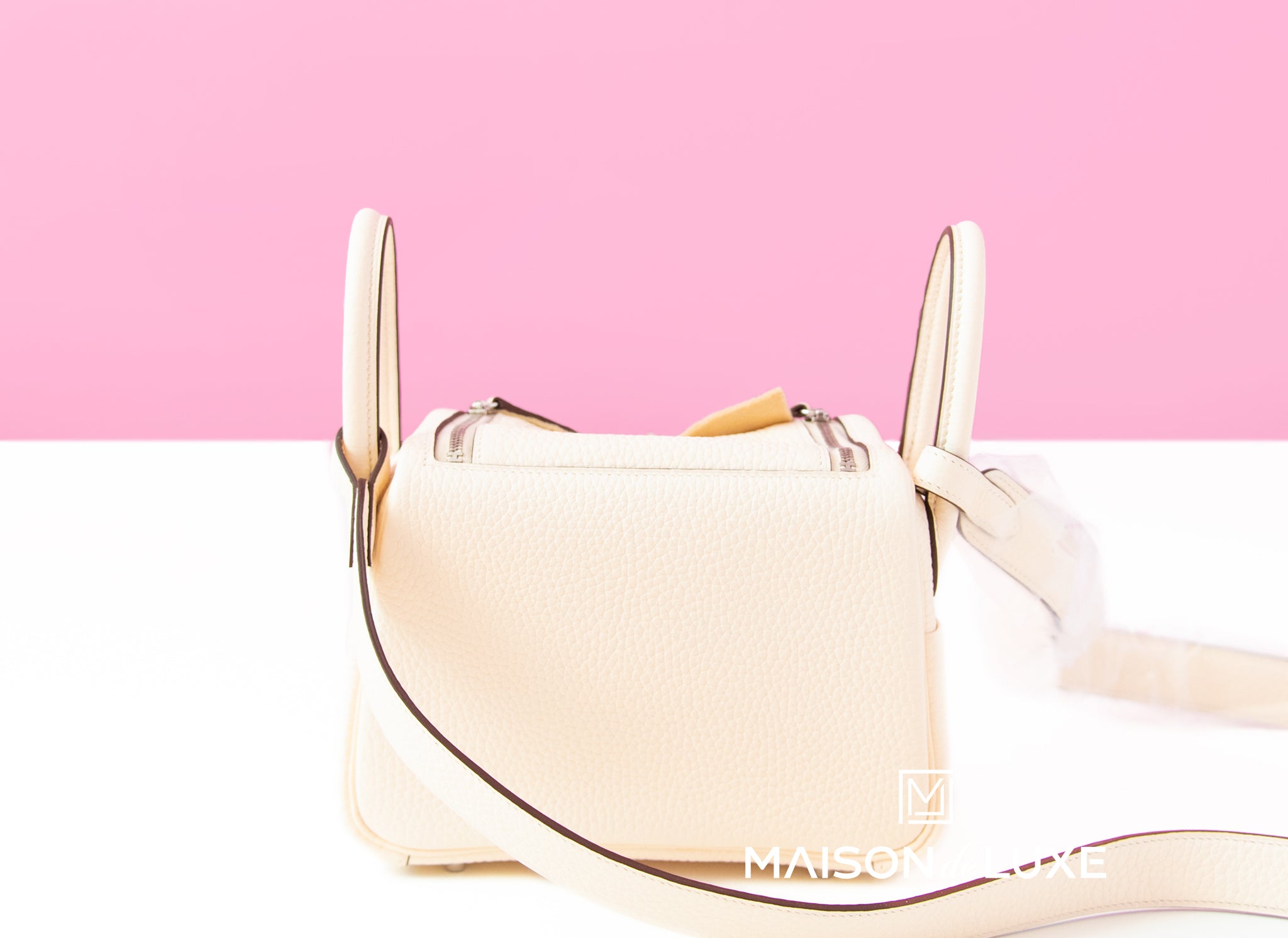 Hermes Nata I2 Cream Clemence Mini Lindy Handbag Bag