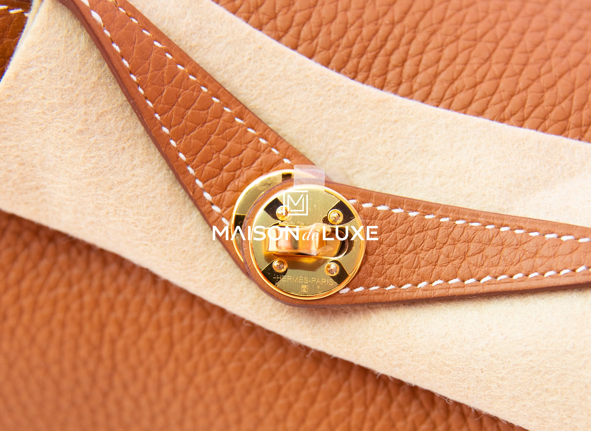 Hermes Taurillon Clemence Mini Lindy 20 Gold