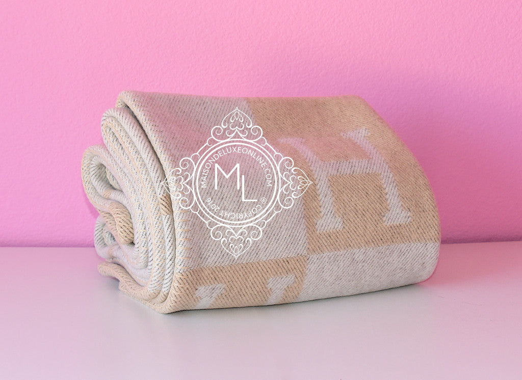 Hermes Large Camomille Beige Wool Cashmere H Avalon Blanket - New - MAISON de LUXE - 1