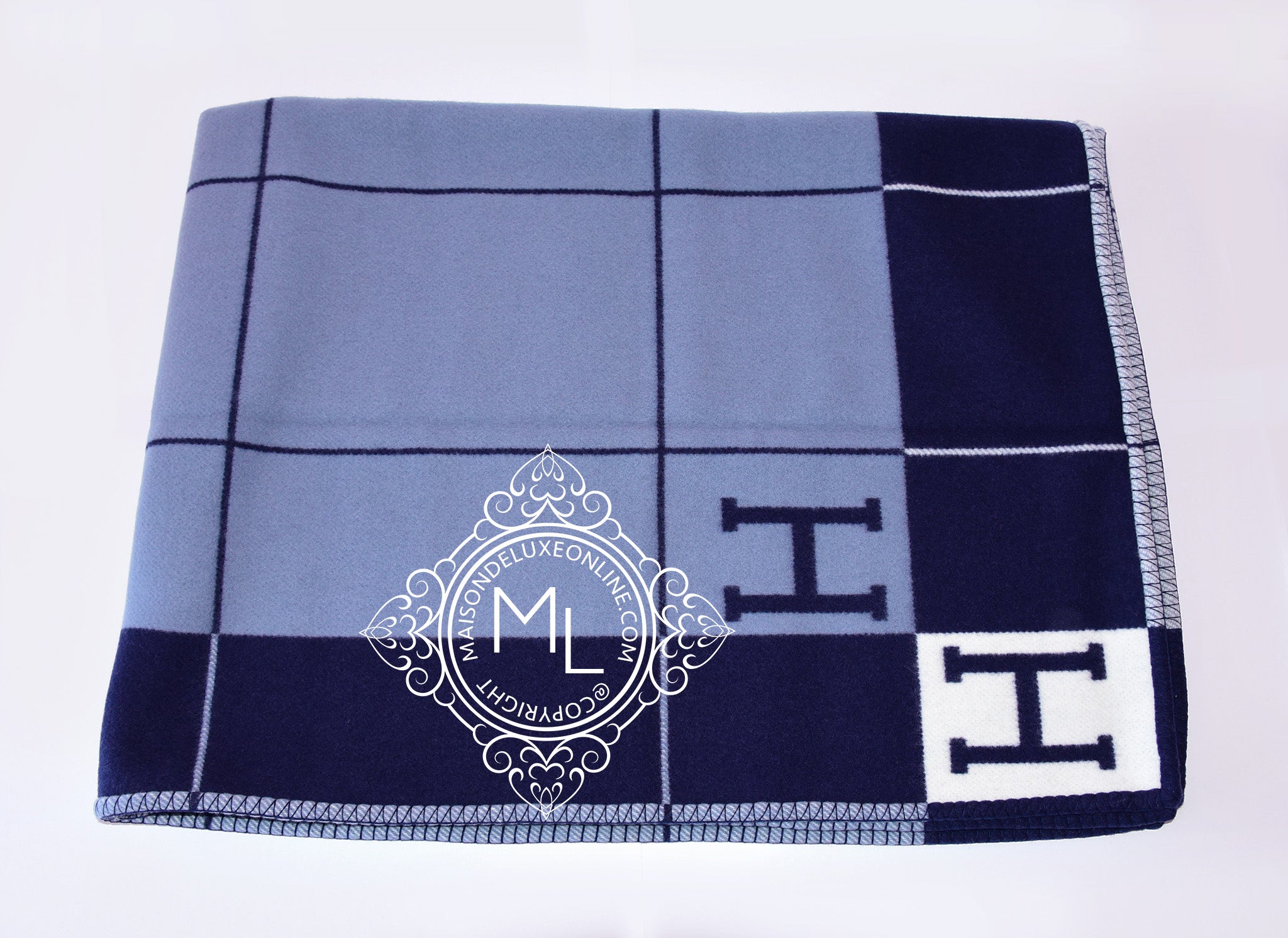 Hermès Blue/White Cashmere Avalon Baby Blanket Hermes