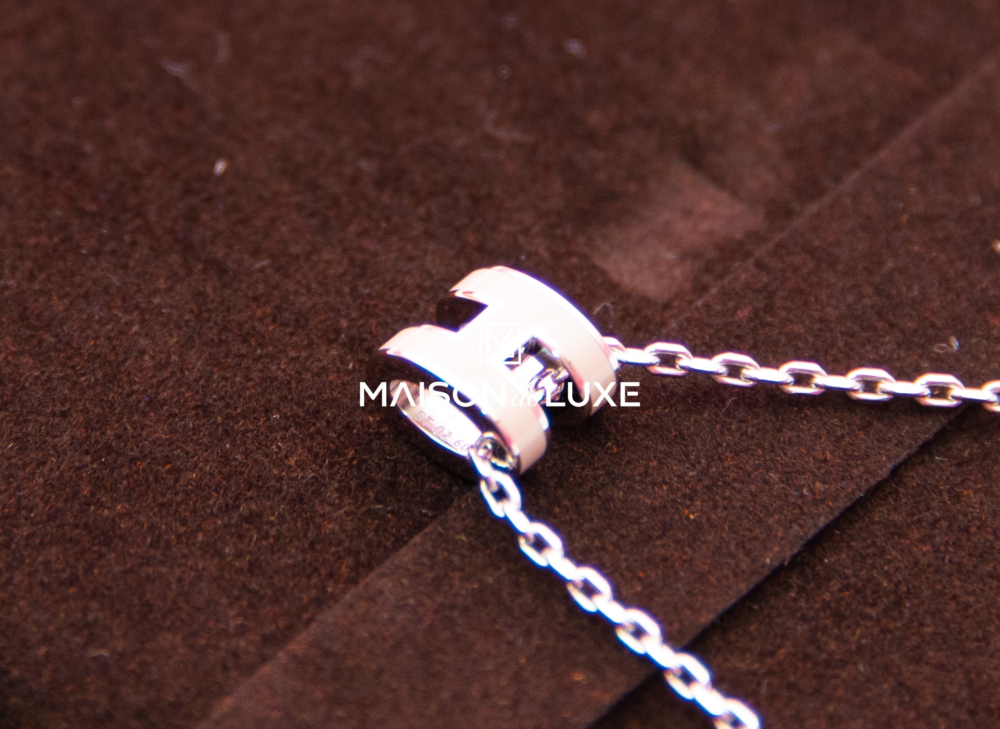 Hermes Mini Pop H Pendant Necklace w/ Box – Oliver Jewellery