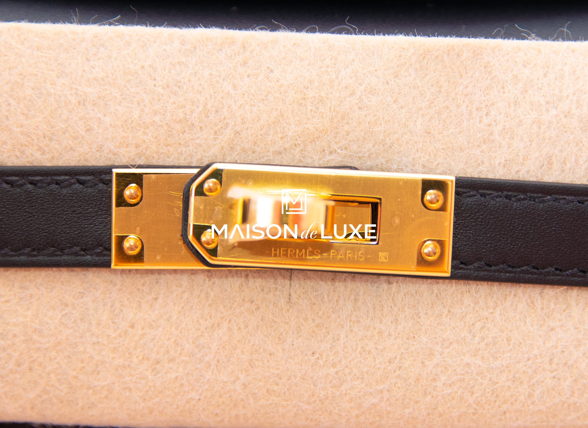 Hermes Kelly Pochette Noir Black Swift Gold Hardware #D - Vendome Monte  Carlo