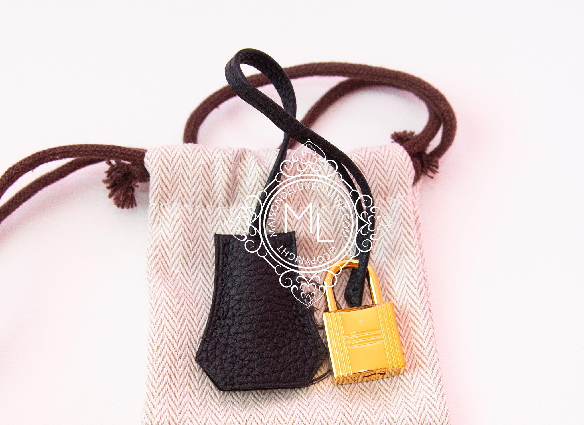 Hermes Noir Black Togo Birkin 25 Handbag Bag Kelly Tote Gold Hardware –  MAISON de LUXE