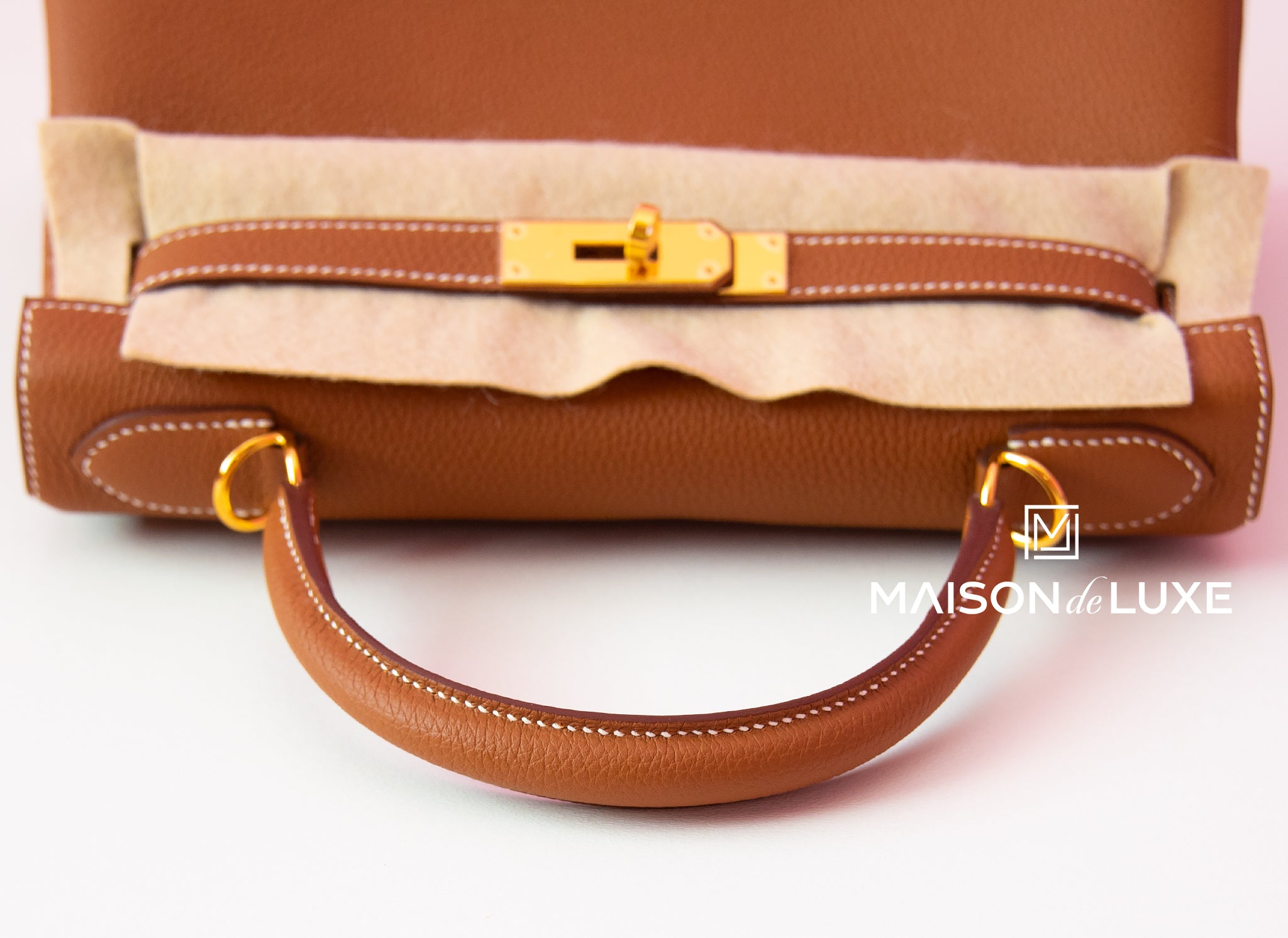 Hermès Kelly 28 In Rouge Sellier Togo With Gold Hardware in Brown