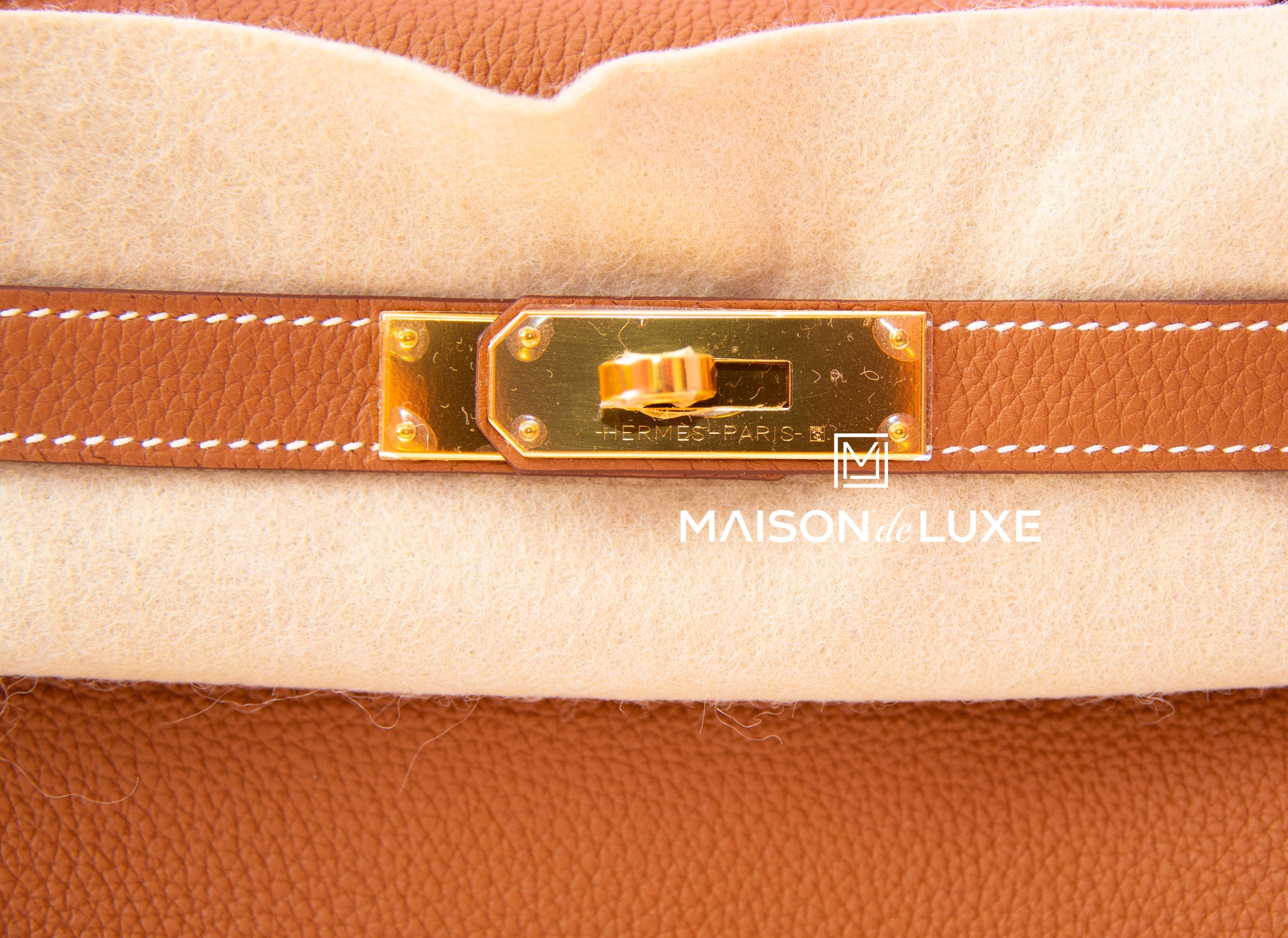 Hermès Kelly 28 Togo Leather Handbag