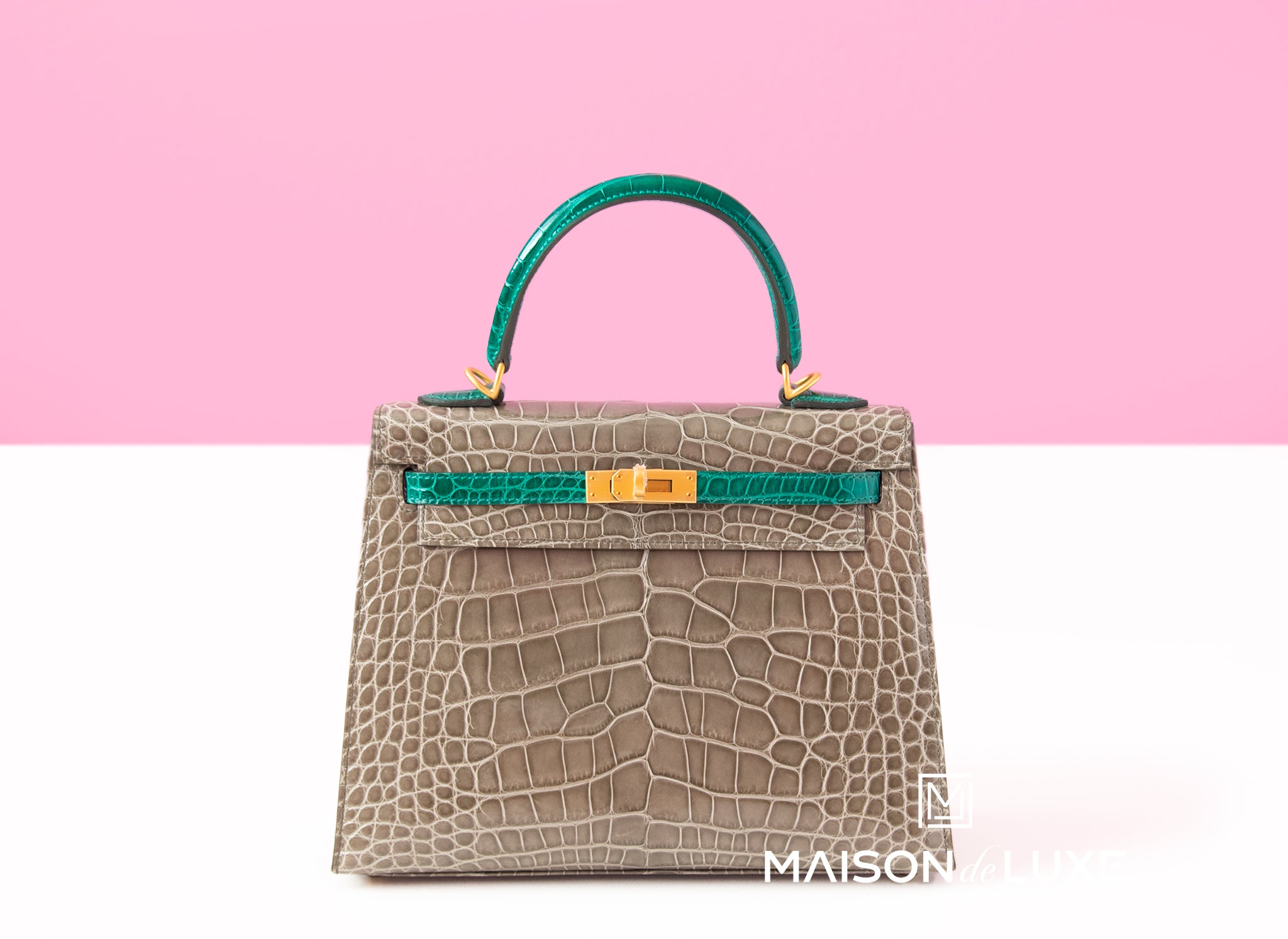 Hermes Kelly Sellier 25 Gris Tourterelle + Vert Emeraude HSS Crocodile –  MAISON de LUXE