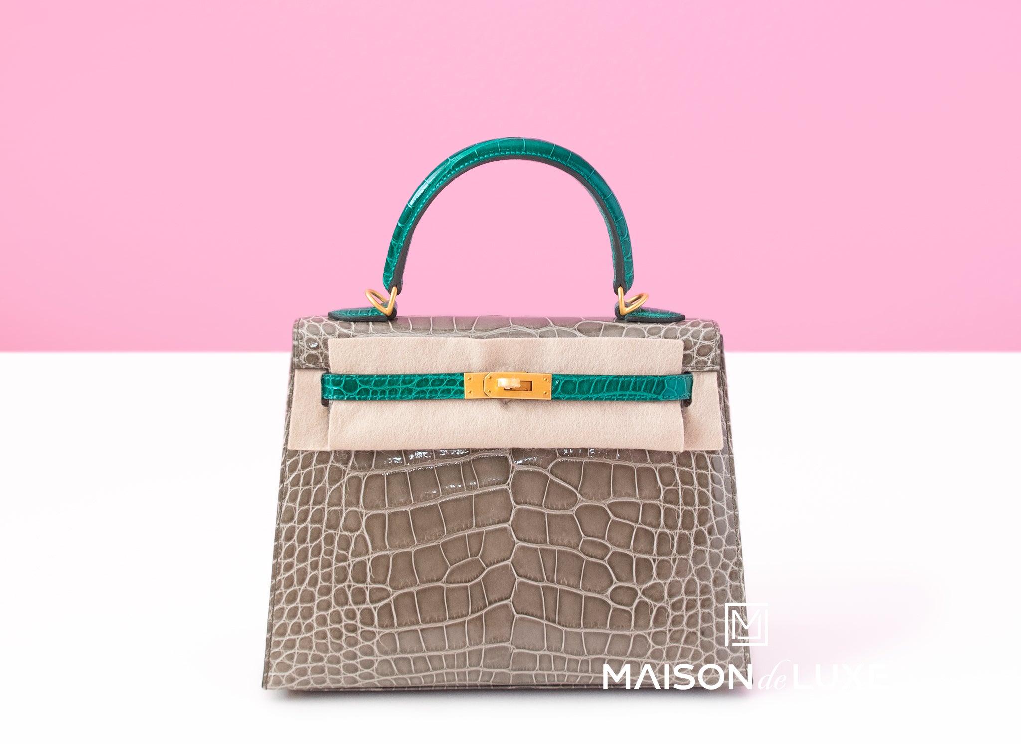 Hermes Kelly Sellier 25 Gris Tourterelle + Vert Emeraude HSS Crocodile –  MAISON de LUXE