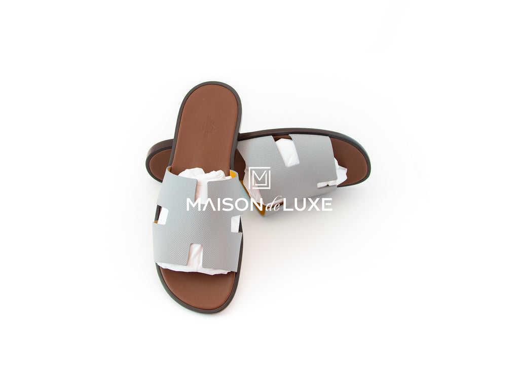 fiets repetitie plakband Hermès Sale | Up to 40% Off Brand New | Maison de Luxe – Tagged "Sandals" –  MAISON de LUXE