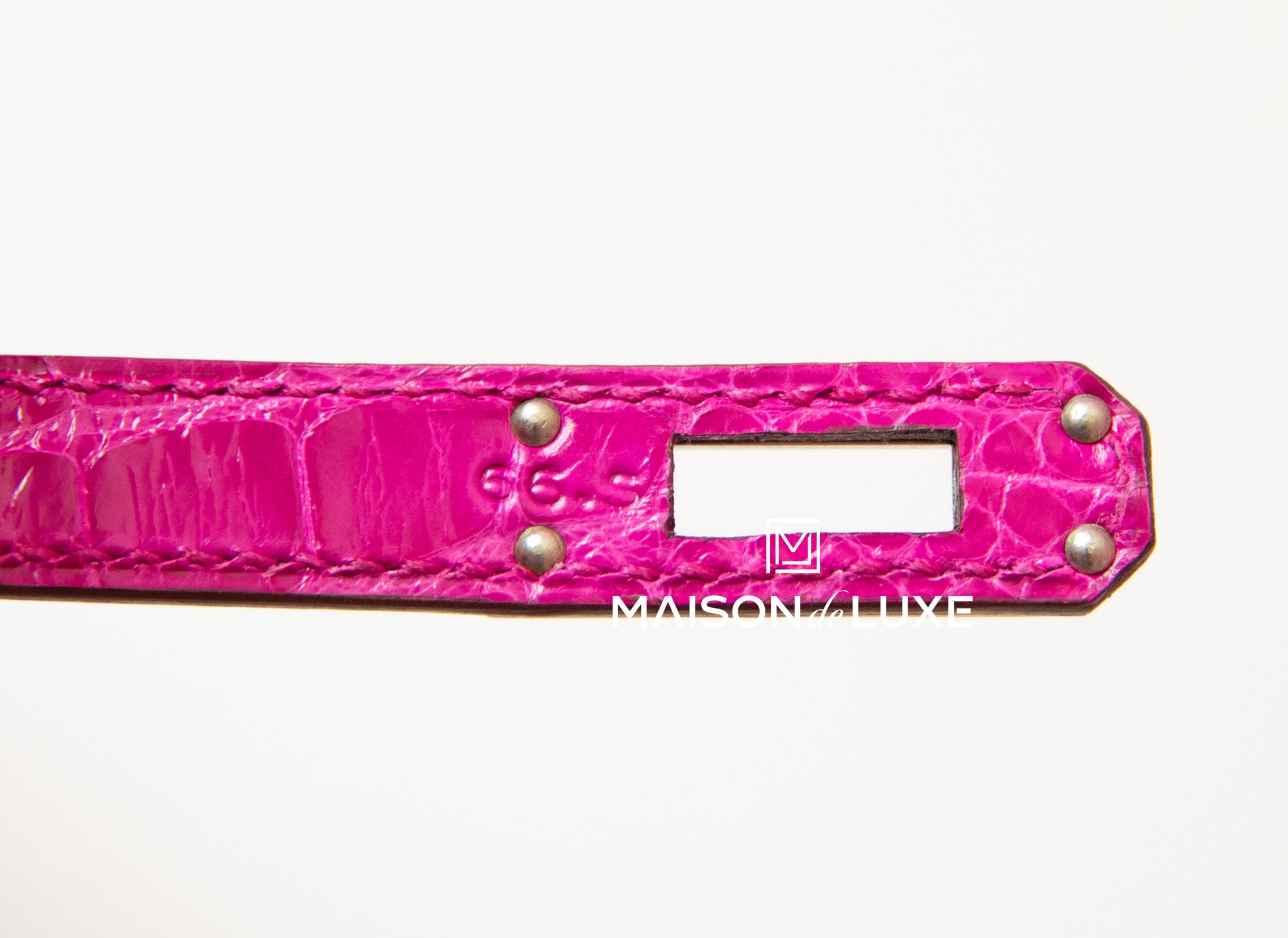 Hermes Kelly Pochette Bag Rose Scheherazade Pink Alligator Clutch Gold  Hardware at 1stDibs