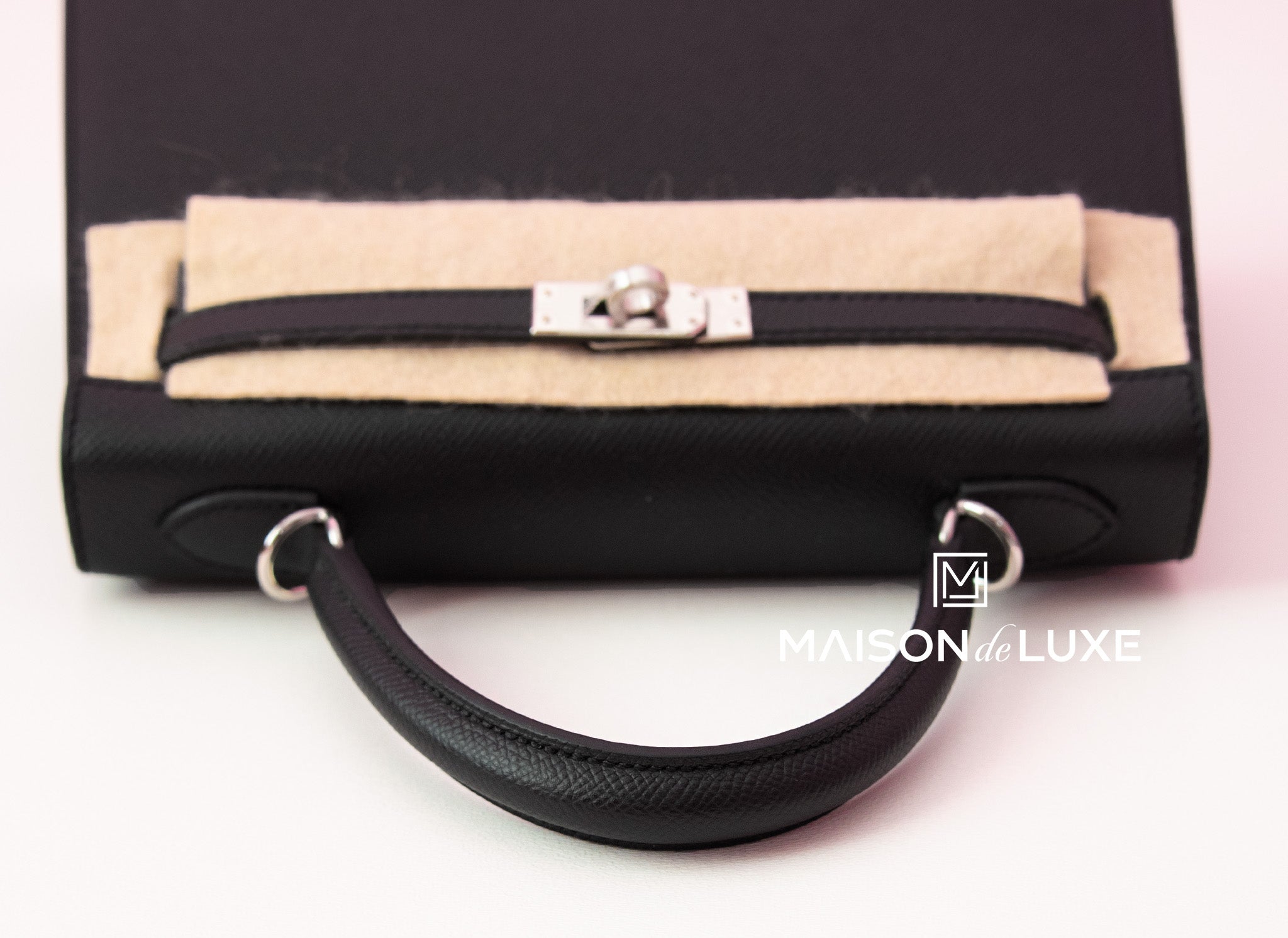 Hermès Kelly 25 Noir (Black) Sellier Epsom Palladium Hardware PHW