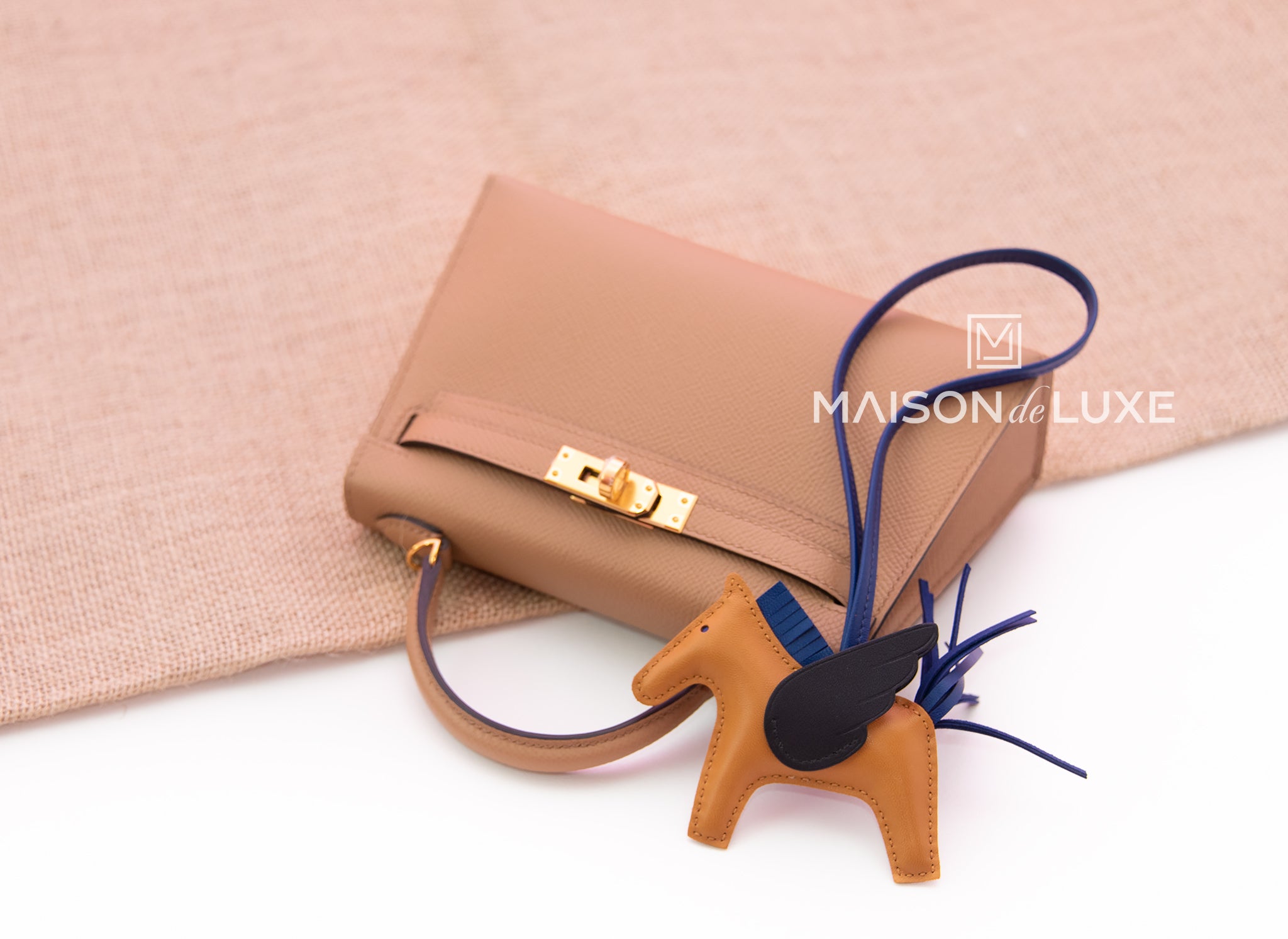 HERMES Kelly HERMES Kelly Pochette Chai/GHW