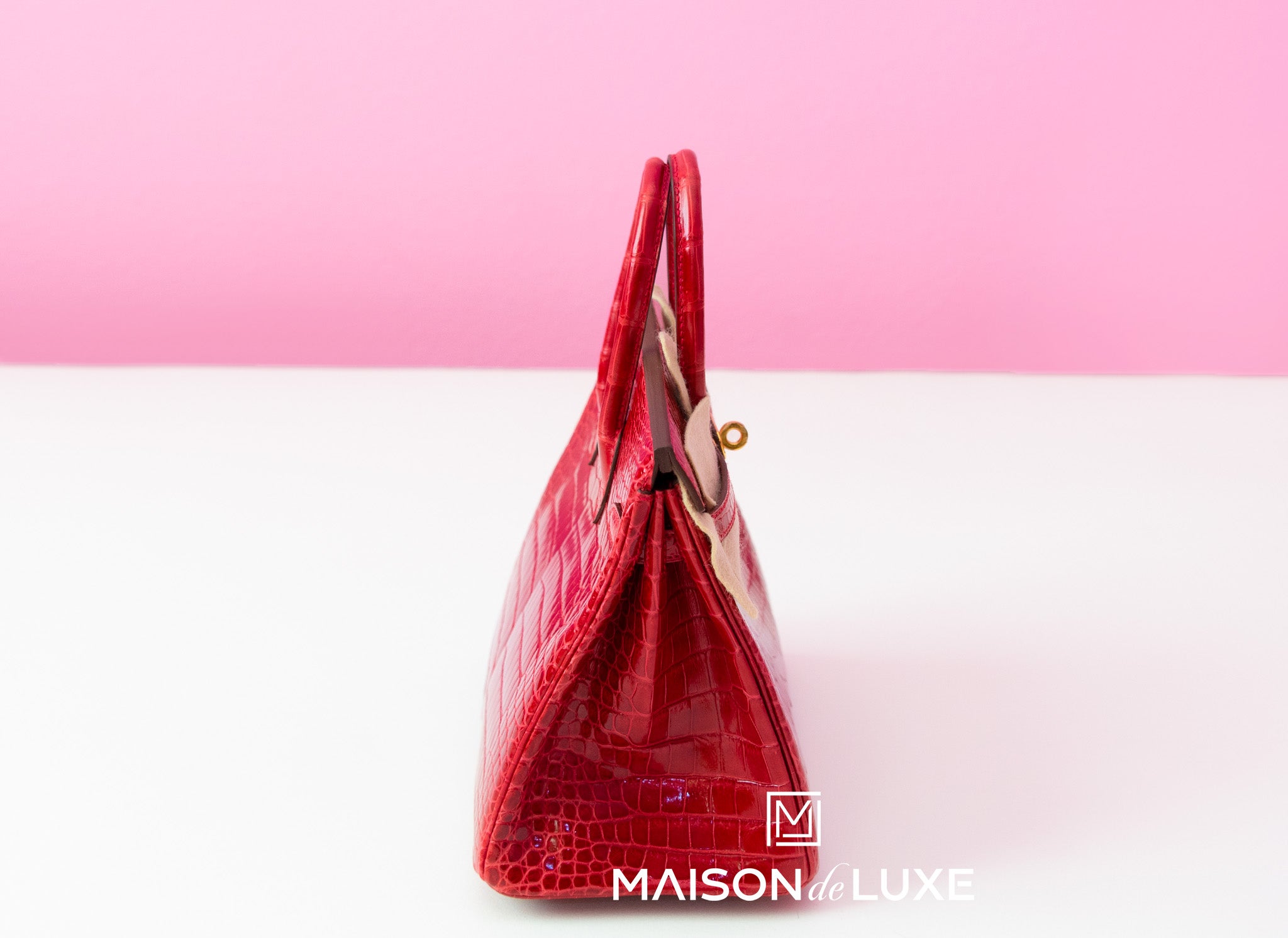 Make a statement with the stunning Hermès 25cm Lipstick Red Porosus Crocodile  Birkin handbag – Only Authentics