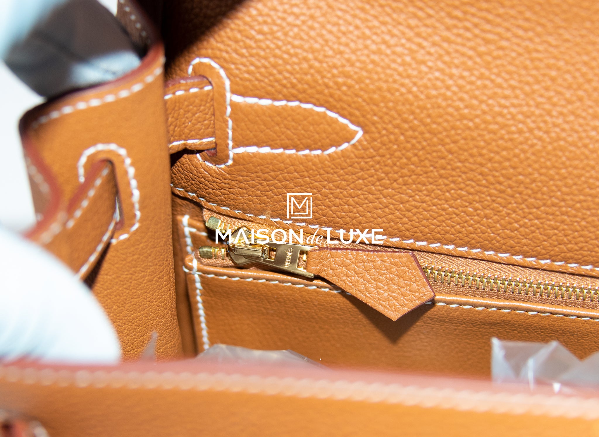 Hermes Kelly 28 Returnee Handbag Vert Amande Togo Leather With Gold Ha –  Bags Of Personality