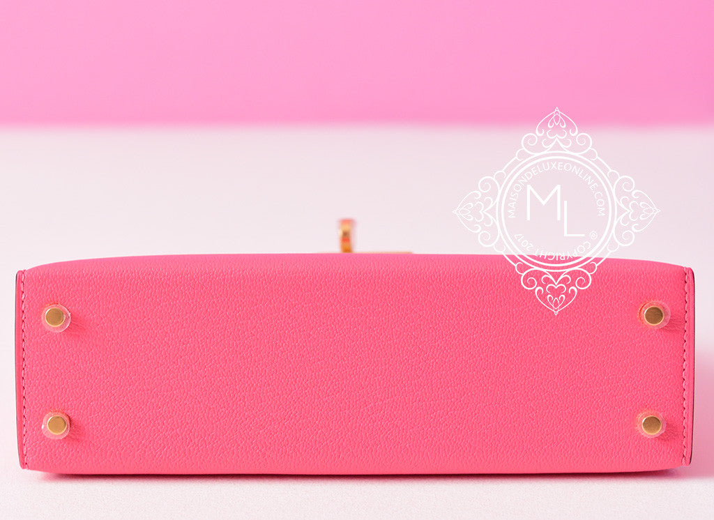 Hermes Kelly Pochette Clutch Bag Rose Scheherazade Pink Alligator Gold –  Mightychic