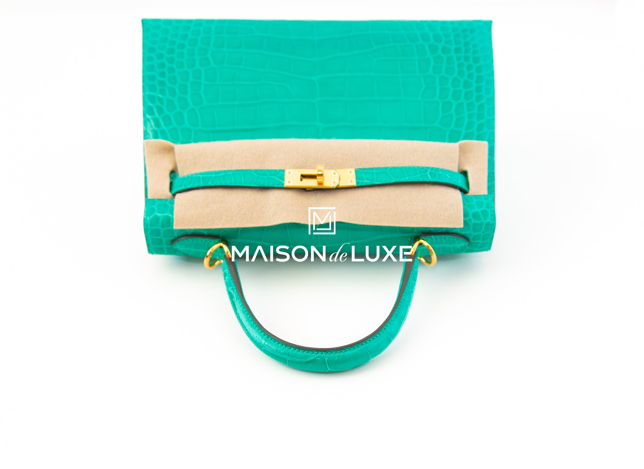 Hermes Kelly Sellier 20 Vert Jade Shiny Alligator Gold Hardware – Madison  Avenue Couture