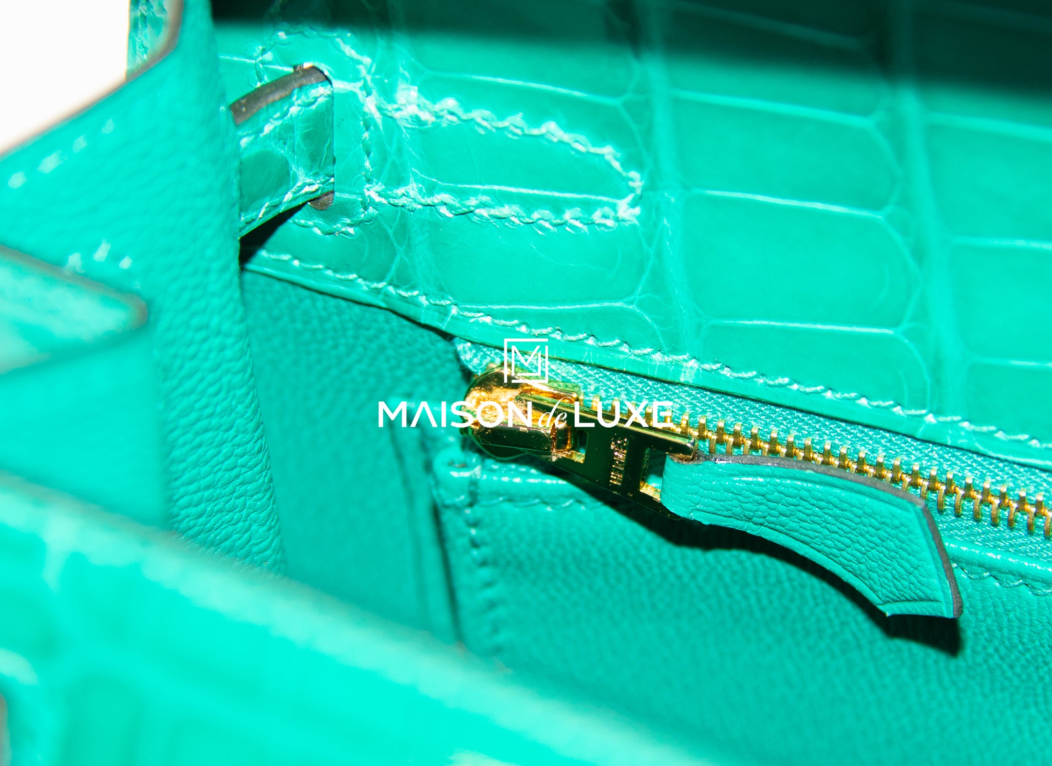 Hermes Kelly Sellier 20 Vert Jade Shiny Alligator Gold Hardware