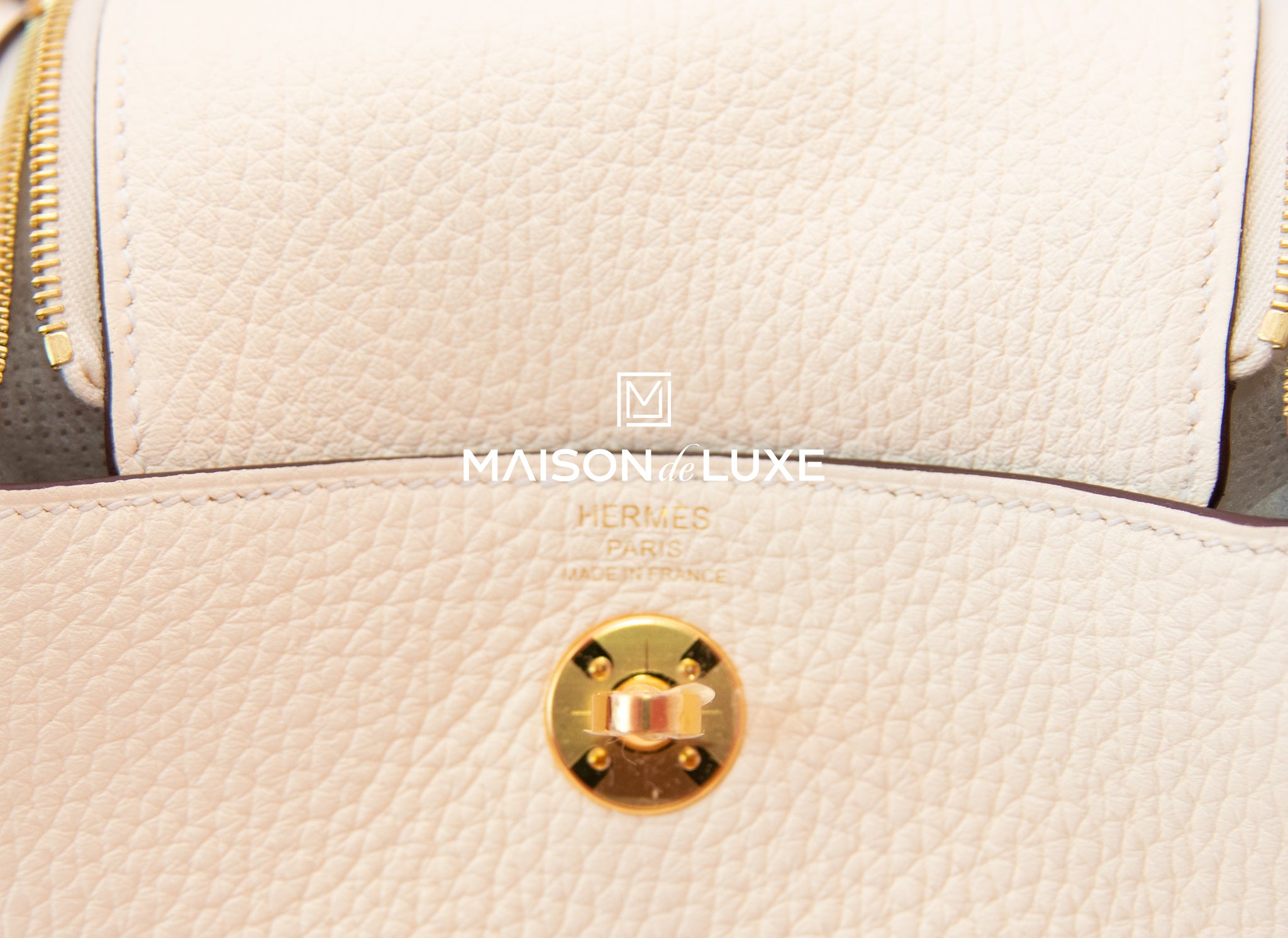 HERMÈS In The Loop 23 handbag in Nata Clemence leather with Gold