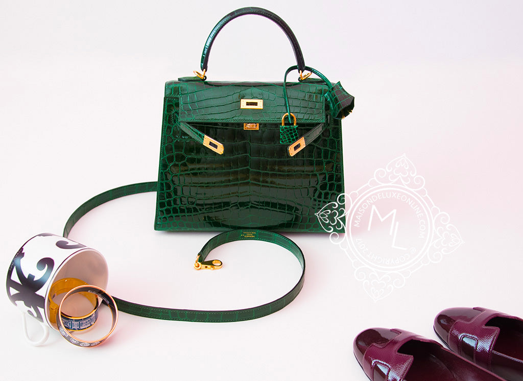 Hermes Green Vert Fonce Emerald Crocodile Birkin 25 Handbag Kelly Bag –  MAISON de LUXE