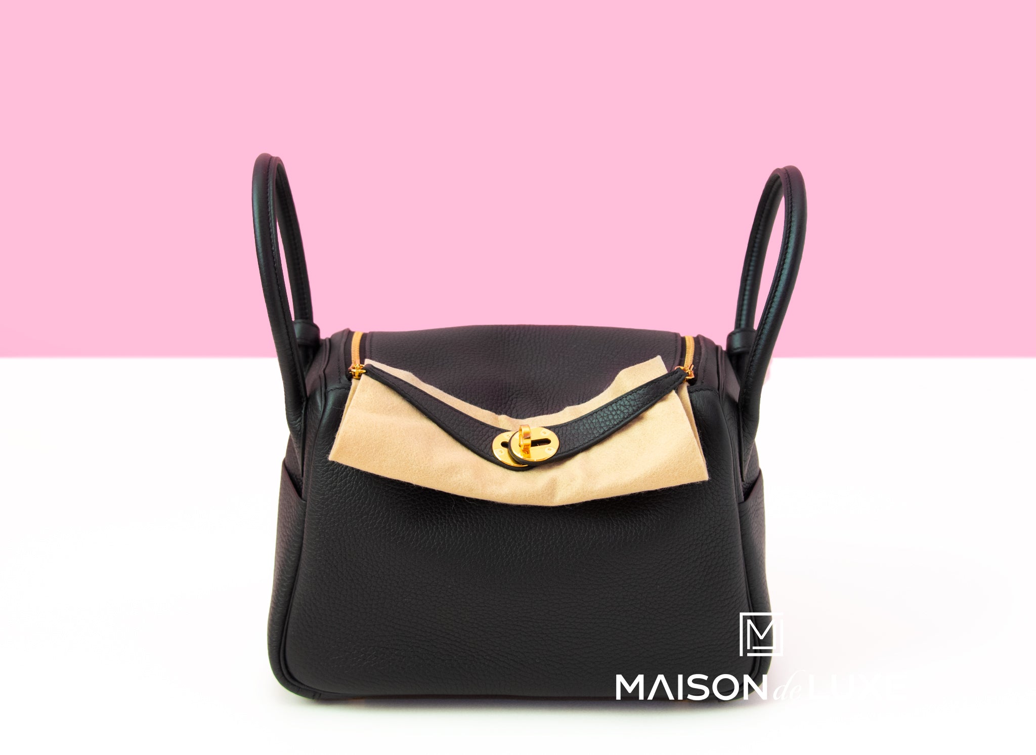Hermes Noir Black Clemence Lindy 26 Handbag Bag – MAISON de LUXE